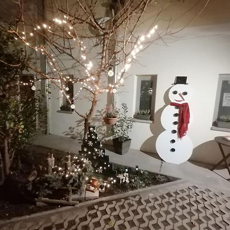 Mohacs Korona Apartman Екстериор снимка